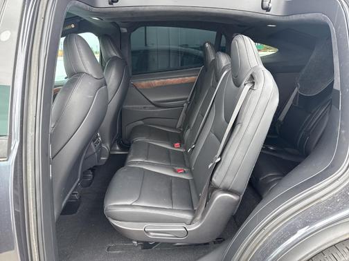 2020 Tesla Model X Long Range