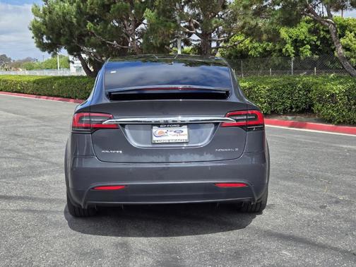 2020 Tesla Model X Long Range