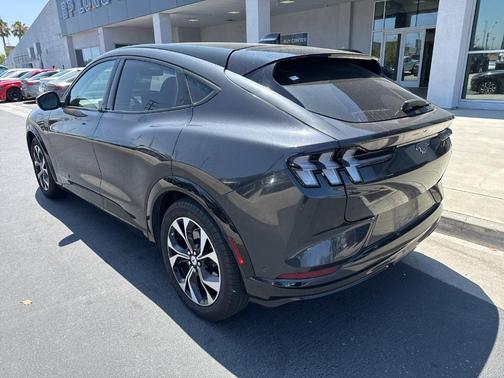2022 Ford Mustang Mach-E Premium