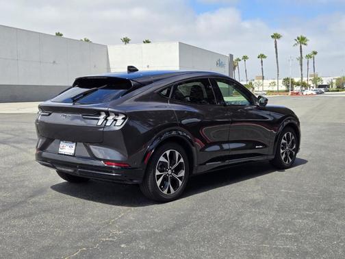 2022 Ford Mustang Mach-E Premium