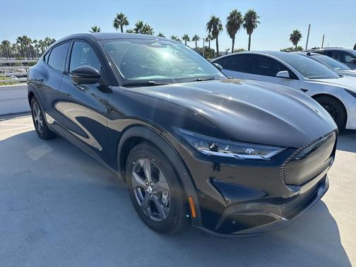 2023 Ford Mustang Mach-E Select