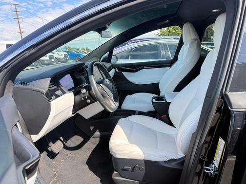 2021 Tesla Model X Long Range Plus