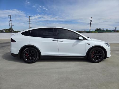 White 2023 Tesla Model X Plaid