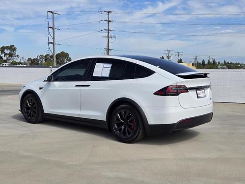 White 2023 Tesla Model X Plaid