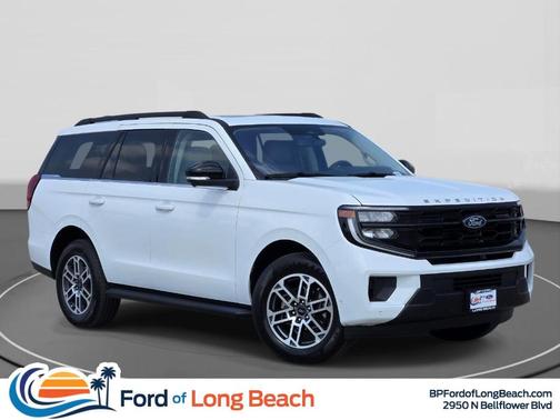 Oxford White 2025 Ford Expedition Active