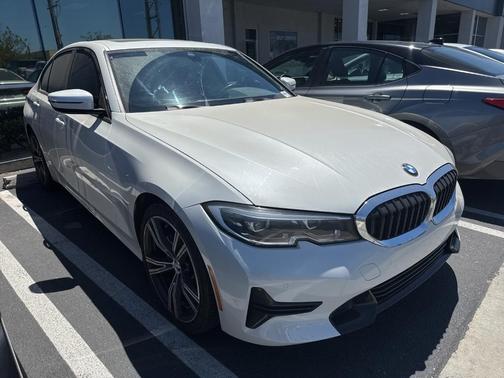 2022 BMW 330 i