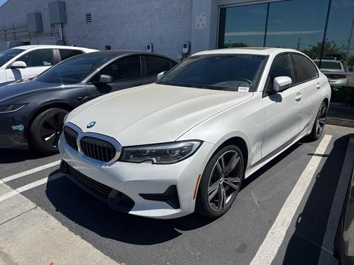2022 BMW 330 i