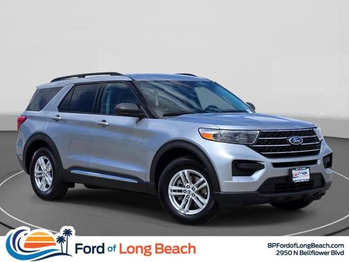 Silver Metallic 2021 Ford Explorer XLT