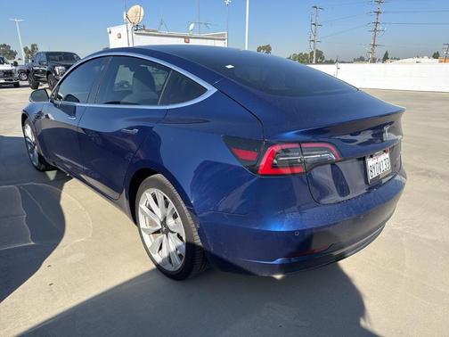2019 Tesla Model 3 Long Range