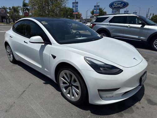 2023 Tesla Model 3 Base