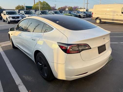 2020 Tesla Model 3 Standard Range Plus