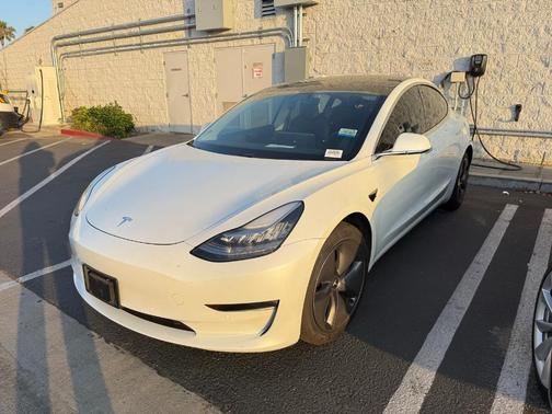 2020 Tesla Model 3 Standard Range Plus