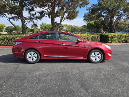 2013 Hyundai SONATA Hybrid Base