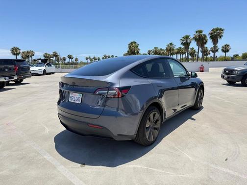 Gray 2023 Tesla Model Y Long Range