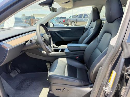 Gray 2023 Tesla Model Y Long Range