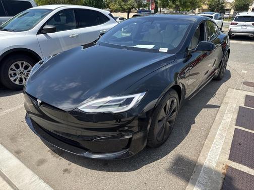 2022 Tesla Model S Base