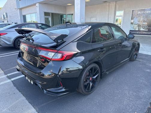 2023 Honda Civic Type R Base