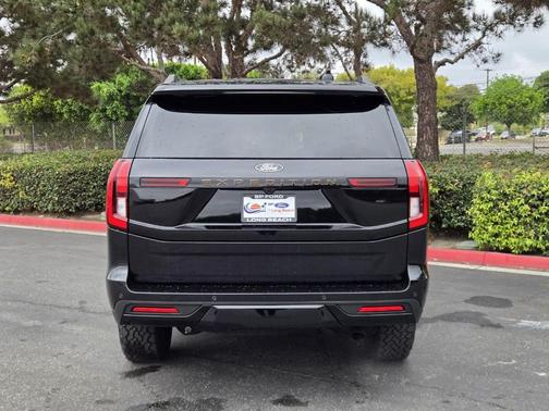 2025 Ford Expedition Tremor
