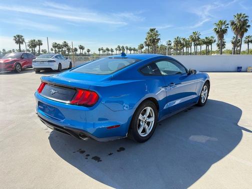 2020 Ford Mustang EcoBoost