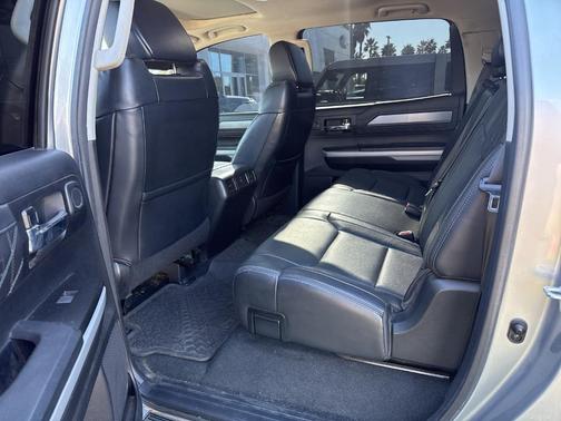 2021 Toyota Tundra Platinum