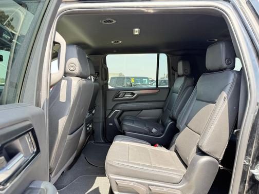 Onyx Black 2025 GMC Yukon XL Denali