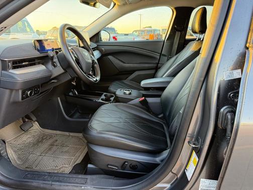 2023 Ford Mustang Mach-E Select