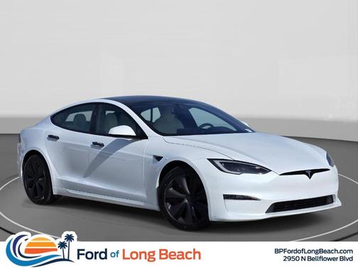White 2023 Tesla Model S Plaid