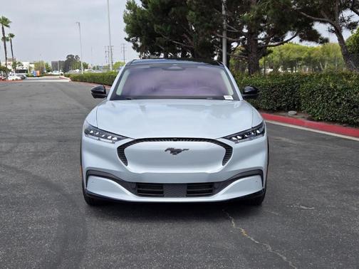 2022 Ford Mustang Mach-E California Route 1