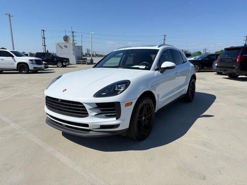 White 2021 Porsche Macan S