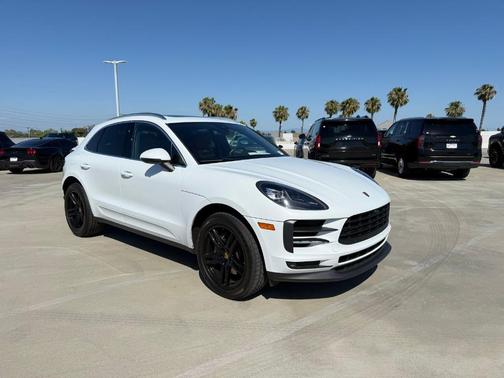White 2021 Porsche Macan S