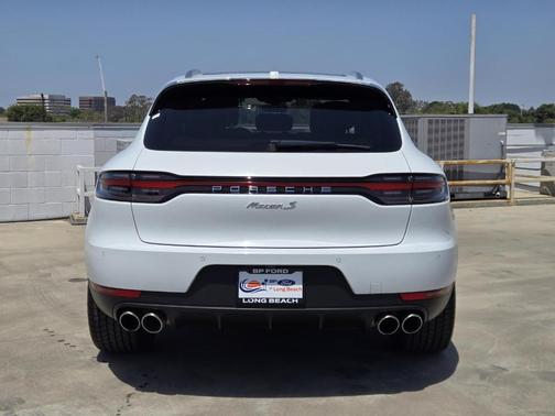 White 2021 Porsche Macan S