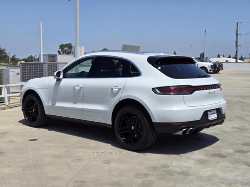 White 2021 Porsche Macan S