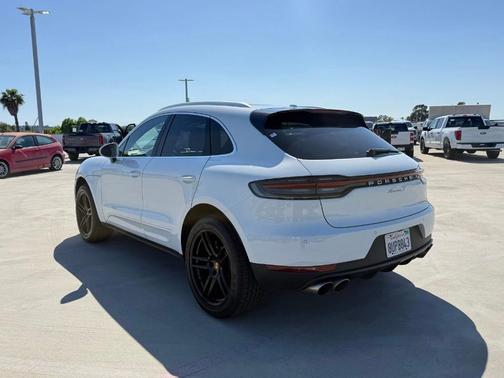 White 2021 Porsche Macan S