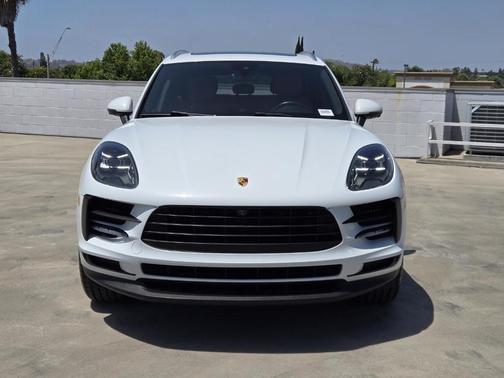 White 2021 Porsche Macan S