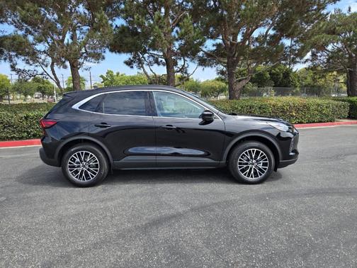 2025 Ford Escape PHEV