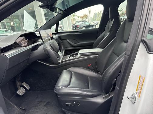 2022 Tesla Model X Plaid