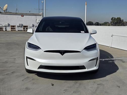 2022 Tesla Model X Plaid