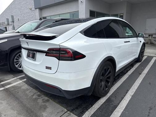2022 Tesla Model X Plaid