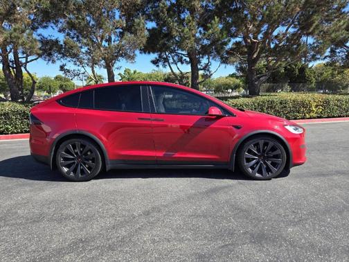 2022 Tesla Model X Plaid