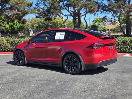 2022 Tesla Model X Plaid