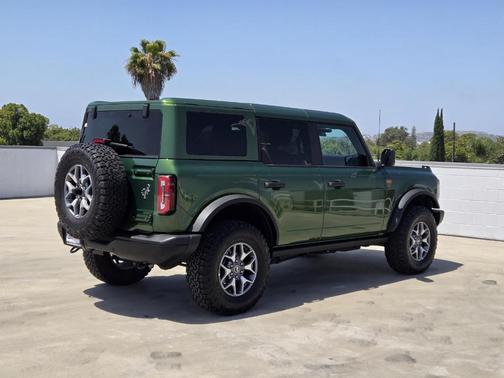 Green Metallic 2025 Ford Bronco Badlands