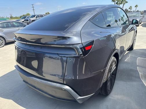 2026 Tesla Model Y Long Range