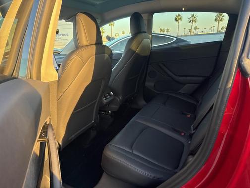 2021 Tesla Model Y Standard Range