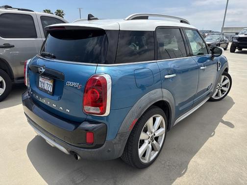 2017 MINI Countryman Cooper S