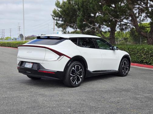 2022 Kia EV6 Wind