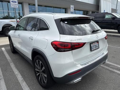 2022 Mercedes-Benz GLA 250 Base
