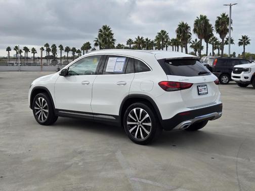 2022 Mercedes-Benz GLA 250 Base