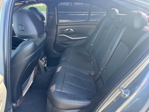 2023 BMW M340 i