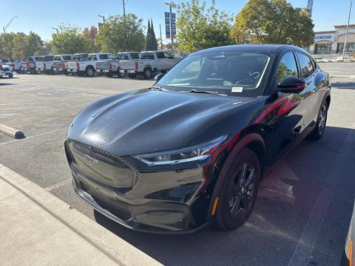 2023 Ford Mustang Mach-E Select