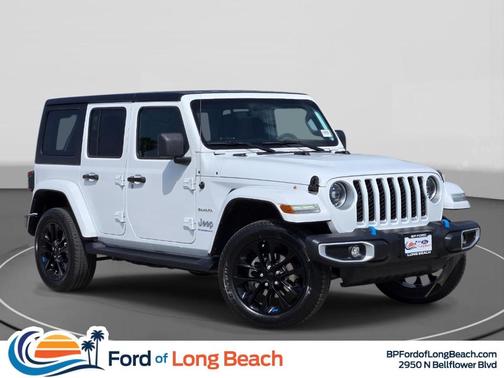 Bright White Clearcoat 2023 Jeep Wrangler 4xe Sahara